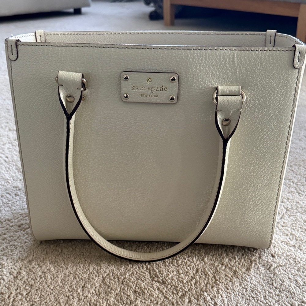 Kate Spade cream pebbled leather purse